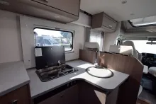 Fahrzeugbild Carado T338 *Hubbett*Faltverdunkelung* #15