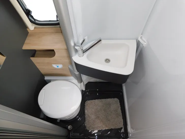 Fahrzeugbild Dethleffs Globetrail 600 DS Fiat Verfügbar ab November 2026 #14