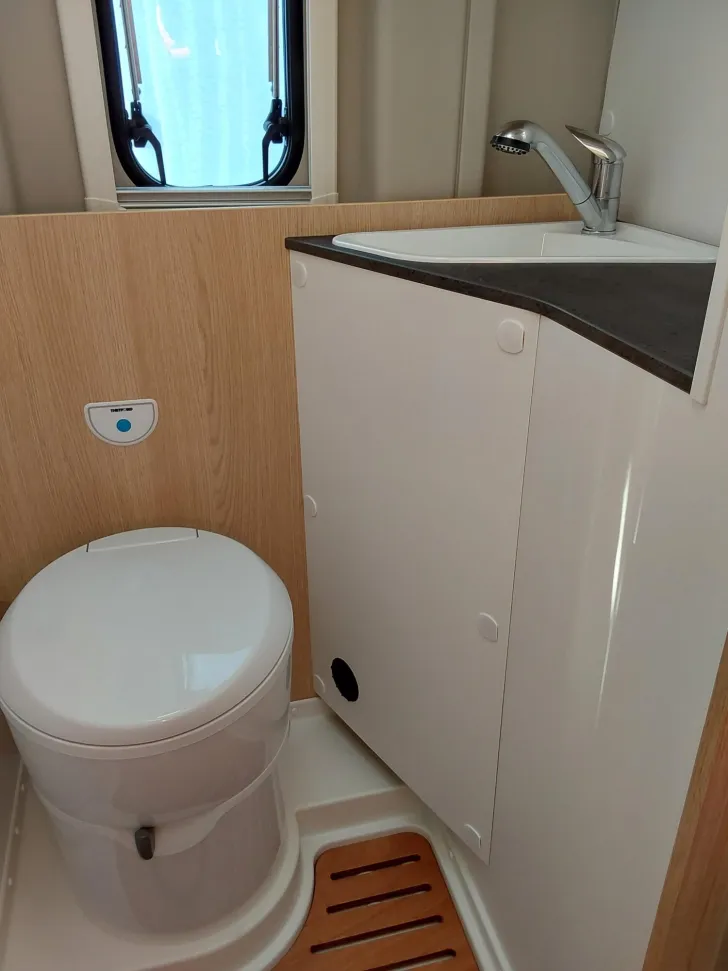 Fahrzeugbild Sunlight Cliff 600 Verfügbar ab November 2026 #11