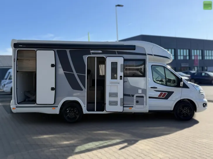 Fahrzeugbild Challenger Teilintegriert Graphite Edition 240 Arctic Drive #7