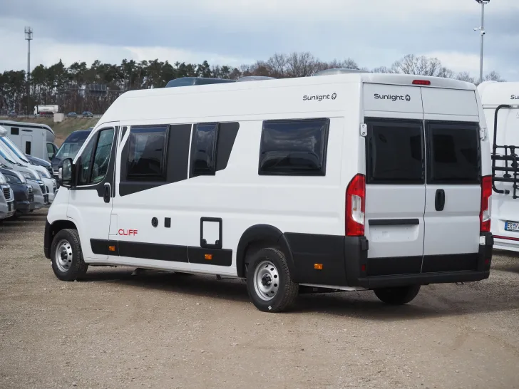 Fahrzeugbild Sunlight CLIFF 640, 3. Bett, Remis, uvm. ! #2