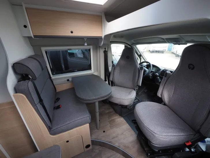 Fahrzeugbild Sunlight CLIFF 640, 3. Bett, Remis, uvm. ! #7