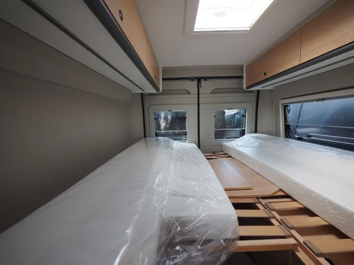 Fahrzeugbild Sunlight CLIFF 640, 3. Bett, Remis, uvm. ! #14