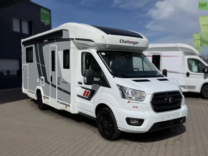 Fahrzeugbild Challenger Teilintegriert Graphite Edition 318 Arctic Drive #1