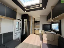 Fahrzeugbild Challenger Teilintegriert Graphite Edition 318 Arctic Drive #10