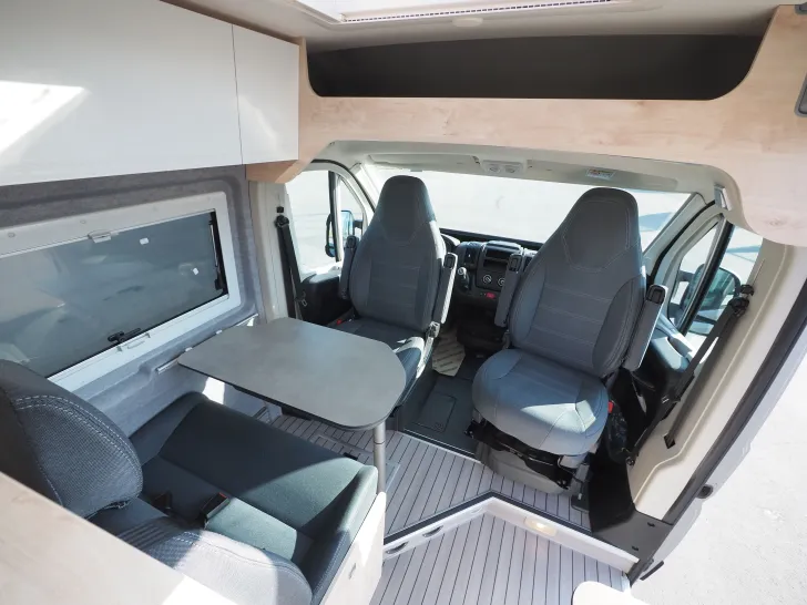 Fahrzeugbild Clever Runner, Tageszulassung #5