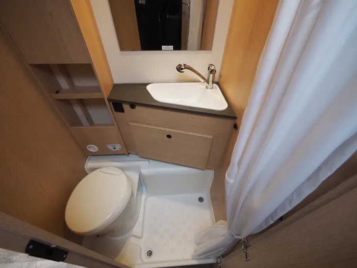 Fahrzeugbild Sunlight TS 67, Automatik, Markise, Hubbett #16