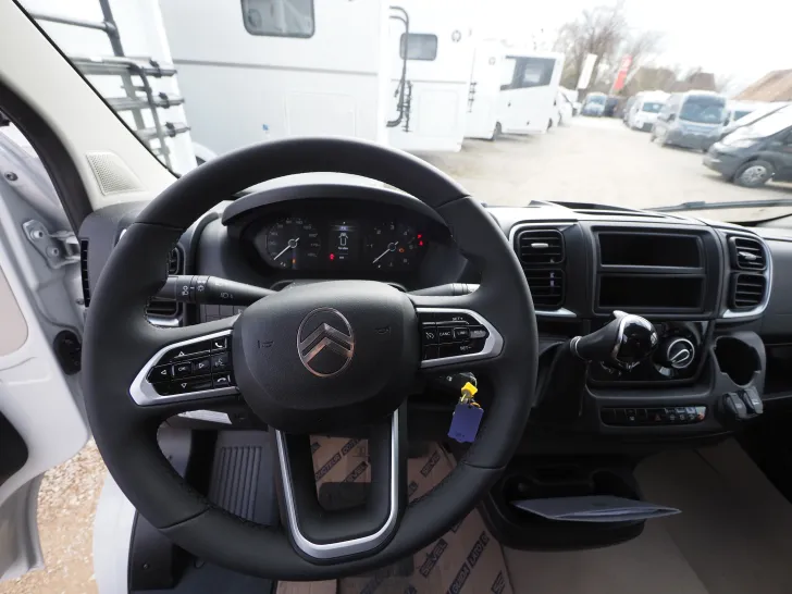 Fahrzeugbild Sunlight TS 67, Automatik, Markise, Faltverdunkelung #4