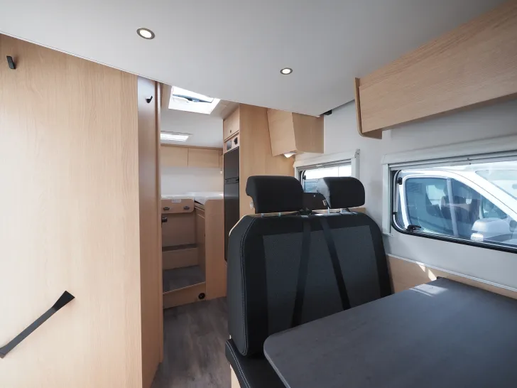 Fahrzeugbild Sunlight TS 67, Automatik, Markise, Faltverdunkelung #7