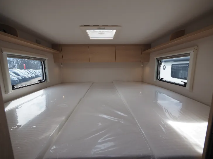 Fahrzeugbild Sunlight TS 67, Automatik, Markise, Faltverdunkelung #12