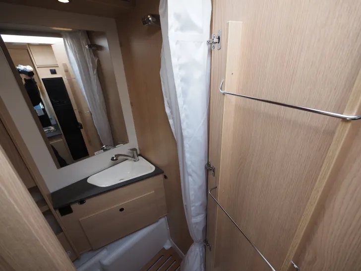 Fahrzeugbild Sunlight TS 67, Automatik, Markise, Faltverdunkelung #14