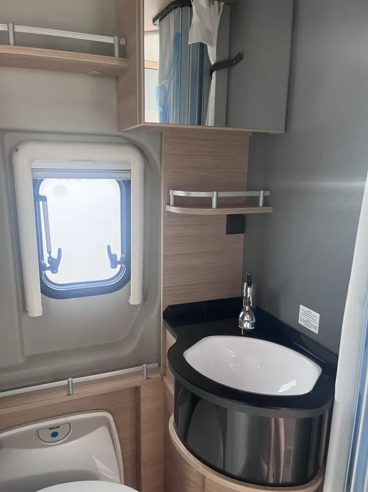 Fahrzeugbild Pössl Trenta 600 R, Assist., Markise, Rahmenfenster #29