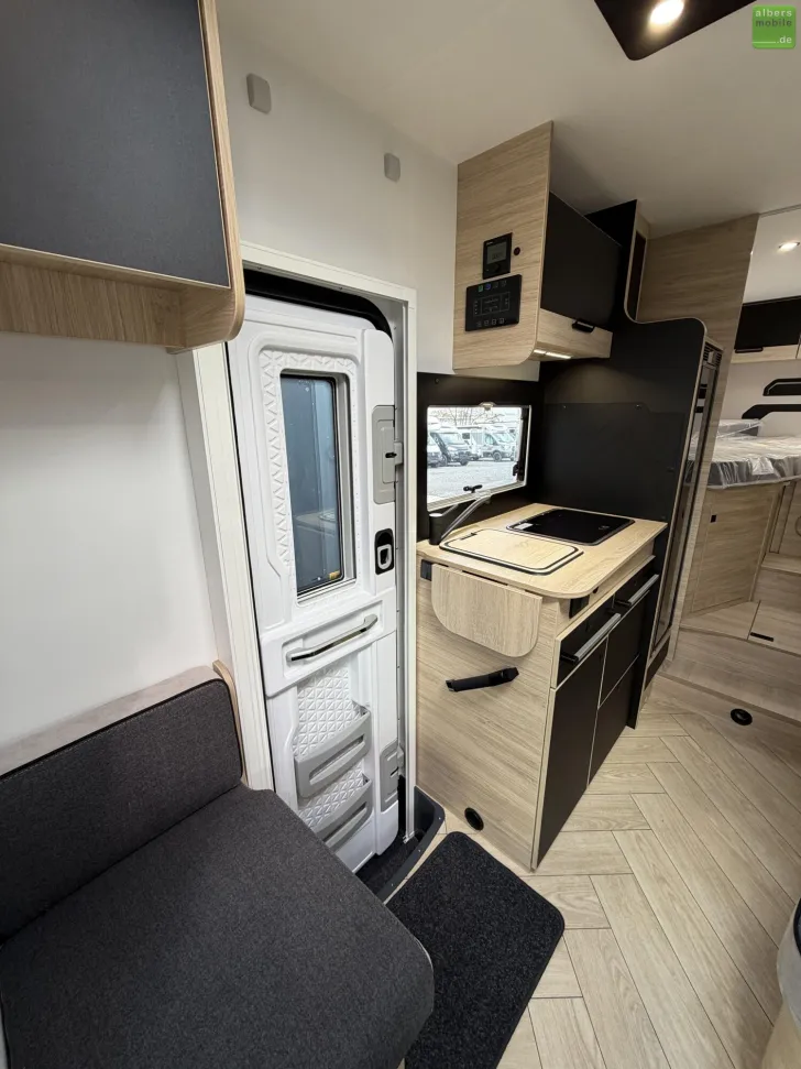 Fahrzeugbild Challenger Teilintegriert Graphite Edition 287 4100kg AHK #14