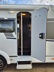 Fahrzeugbild Carado V347 pro+ *Bettenumbau*elektr.Parkbremse* #8