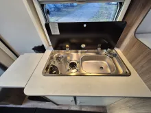 Fahrzeugbild Carado V347 pro+ *Bettenumbau*elektr.Parkbremse* #23