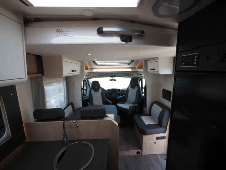 Fahrzeugbild Sunlight T 68 Adventure Edition, Automatik, Hubbett, uvm #17