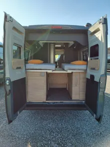 Fahrzeugbild Dethleffs Globetrail 640 ER Fiat Raumbad #4