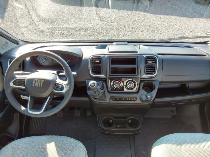 Fahrzeugbild Dethleffs Globetrail 640 ER Fiat Raumbad #5