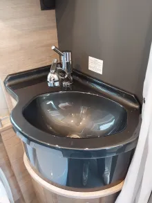 Fahrzeugbild Dethleffs Globetrail 640 ER Fiat Raumbad #14