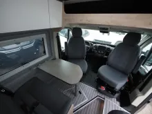 Fahrzeugbild Clever Celebration, 5. Platz, Aufstelldach, Schwenkbad #7