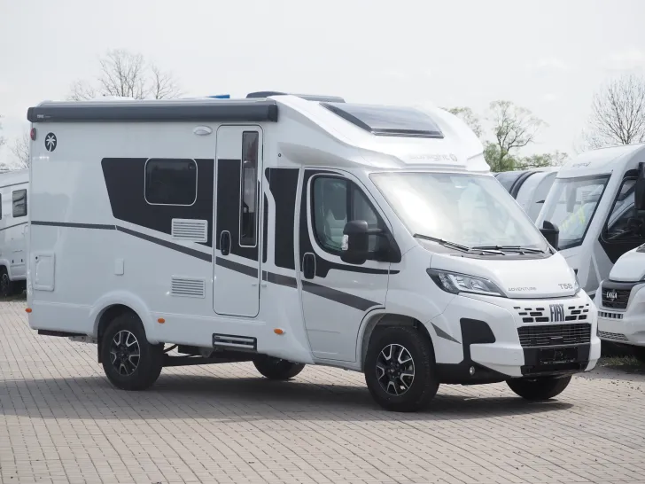 Fahrzeugbild Sunlight T 58 Adventure Edition, Remis, Markise, Radtr. #2