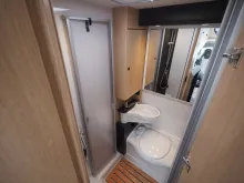 Fahrzeugbild Sunlight T 58 Adventure Edition, Remis, Markise, Radtr. #14