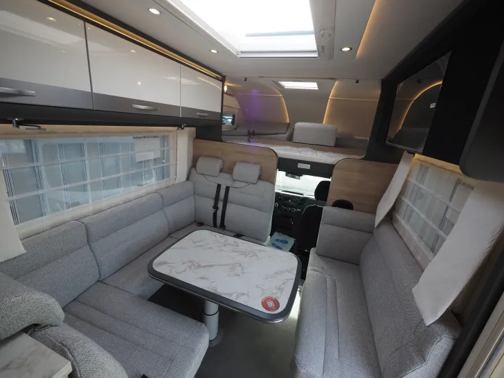 Fahrzeugbild Dethleffs Globetrotter XXL A 9000, 2xTV, Batt., Zerhacker #5