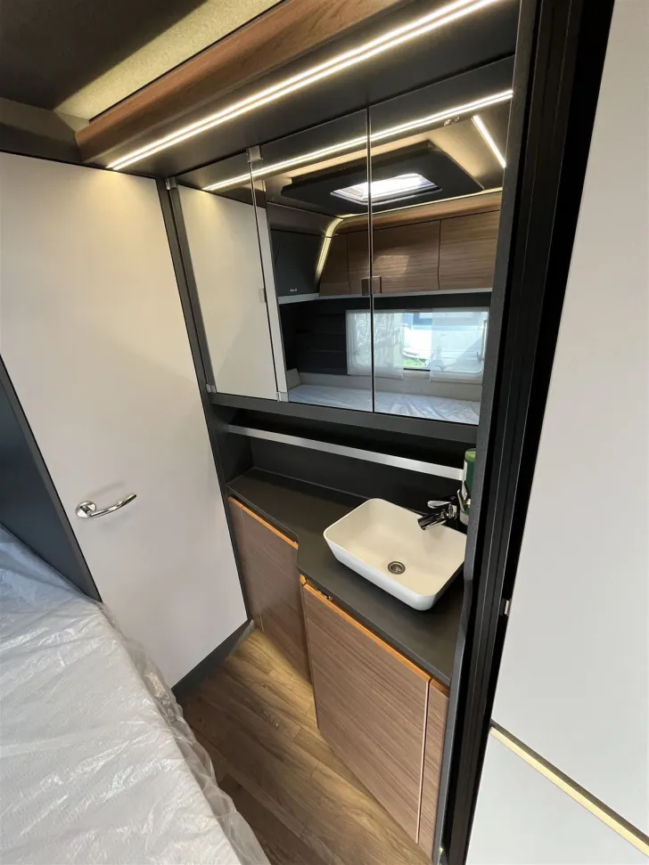 Fahrzeugbild Knaus AZUR 500 FU *Umrissbeleuchtung*Komfortbett* #21