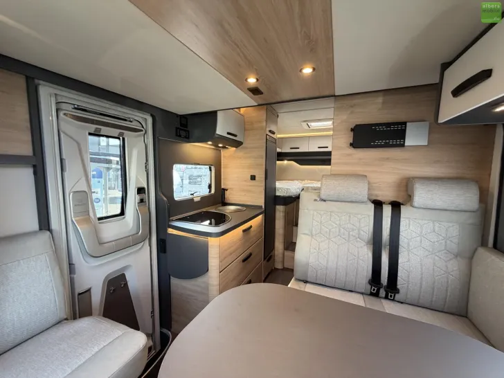 Fahrzeugbild Knaus L!VE WAVE BLACK SELECTION 650 MEG L-Sitzgruppe #10