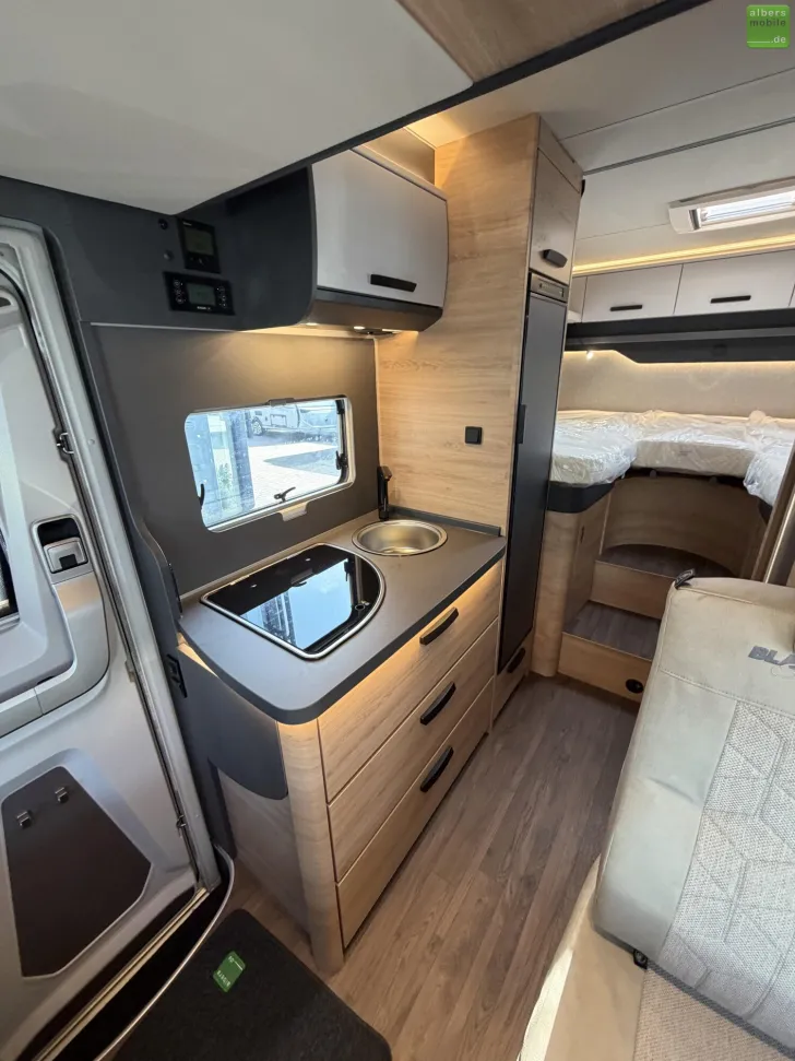 Fahrzeugbild Knaus L!VE WAVE BLACK SELECTION 650 MEG L-Sitzgruppe #14