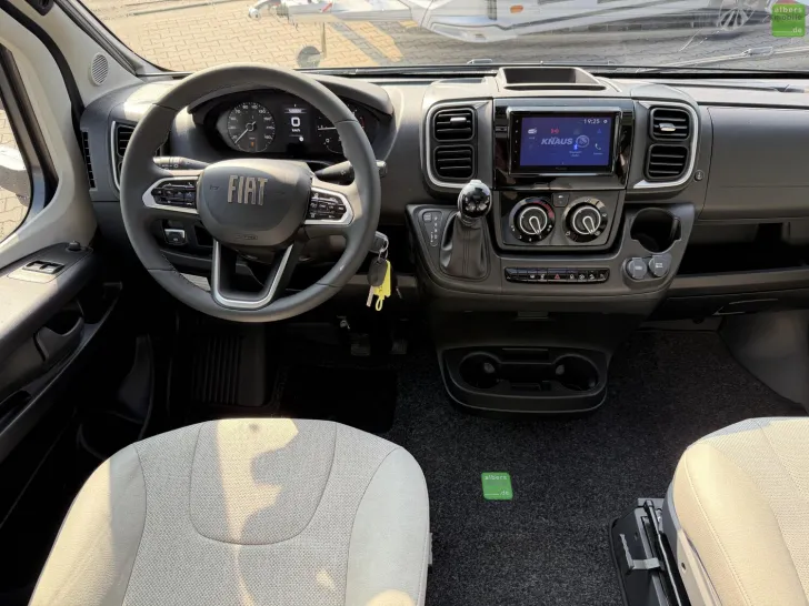 Fahrzeugbild Knaus L!VE WAVE BLACK SELECTION 650 MEG L-Sitzgruppe #27