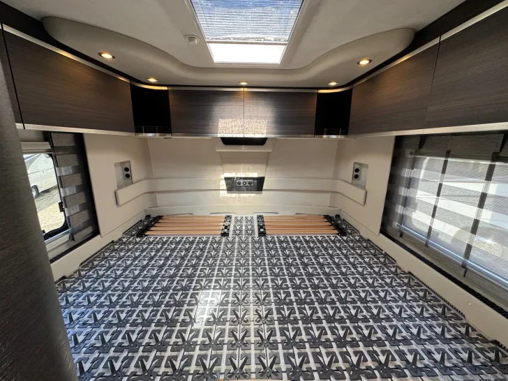 Fahrzeugbild Concorde Charisma 910 LI Edition 70 Shadow Line #14