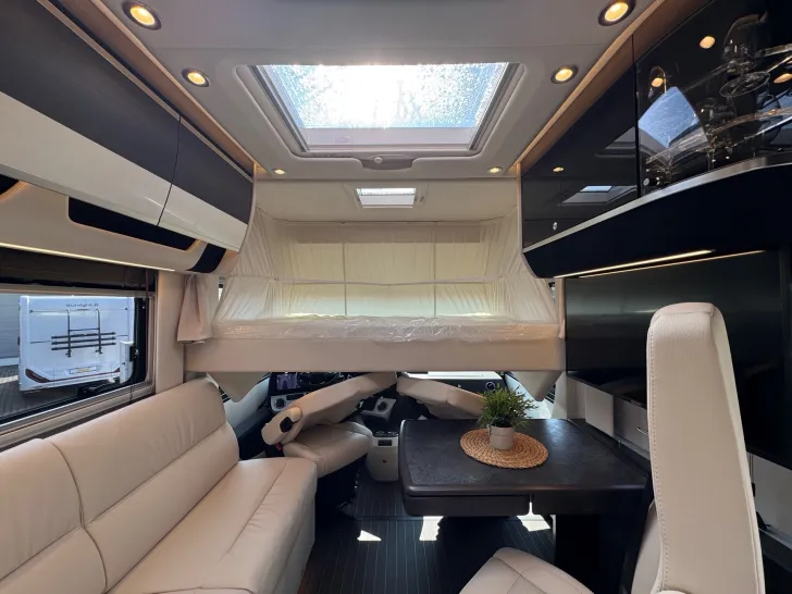 Fahrzeugbild Concorde Charisma 910 LI Edition 70 Shadow Line #15