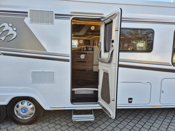 Fahrzeugbild Knaus SUN I 900 LEG *Aguti-Sitze*TV-Paket* #7