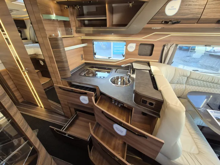 Fahrzeugbild Knaus SUN I 900 LEG *Aguti-Sitze*TV-Paket* #19