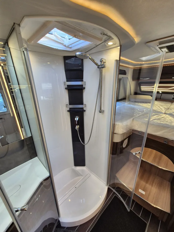 Fahrzeugbild Knaus SUN I 900 LEG *Aguti-Sitze*TV-Paket* #25