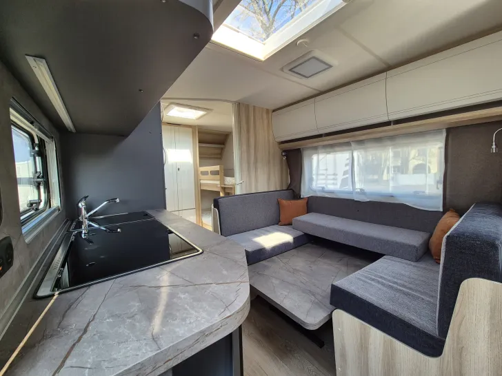 Fahrzeugbild Hobby De Luxe 545 KMF #9