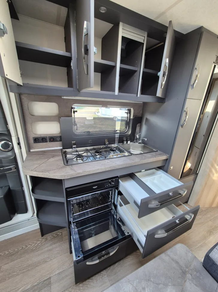 Fahrzeugbild Hobby De Luxe 545 KMF #15