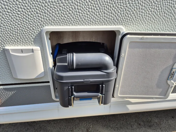 Fahrzeugbild Hobby De Luxe 545 KMF #36