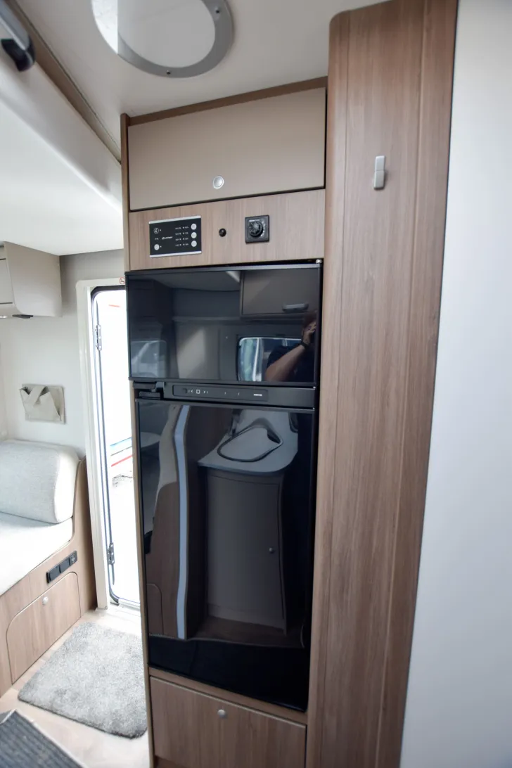 Fahrzeugbild Carado T447 pro+ 5-Sitzpl. #15