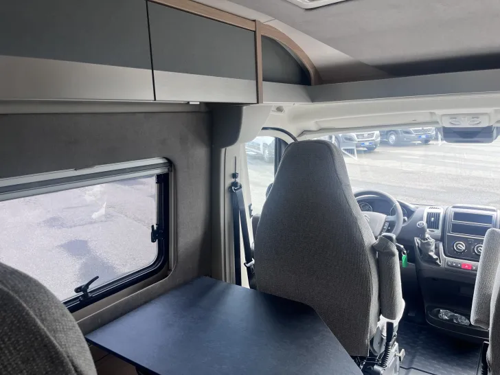 Fahrzeugbild Pössl Trenta 600 R, Assist., Markise, Rahmenfenster #11