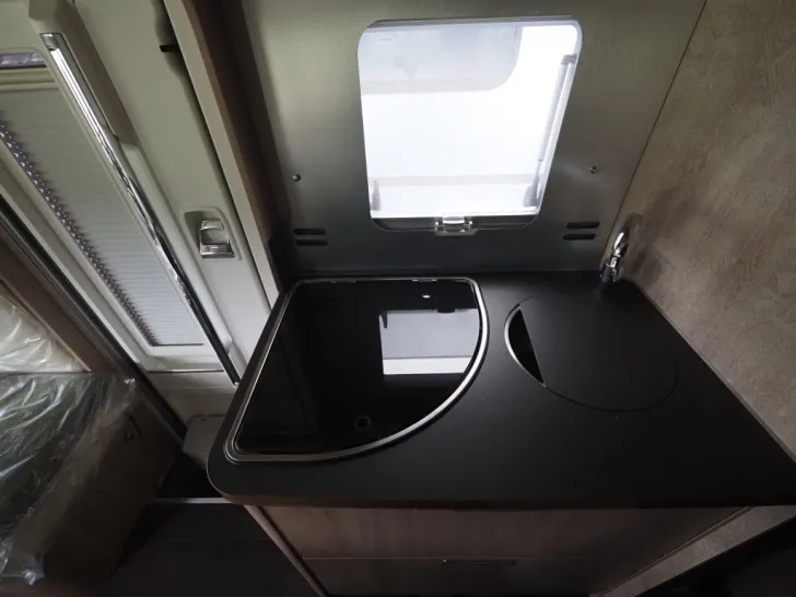 Fahrzeugbild Laika ECOVIP H 3109, 180 PS Automatik, Markise #9