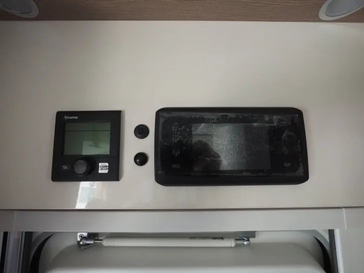 Fahrzeugbild Laika ECOVIP H 3109, 180 PS Automatik, Markise #16