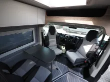 Fahrzeugbild Clever Celebration, Automatik, Assitenzen, Twin Tower #7