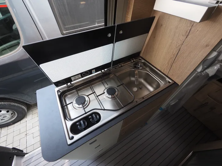 Fahrzeugbild Clever Celebration, Automatik, Assitenzen, Twin Tower #10