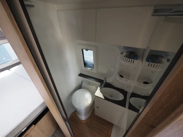 Fahrzeugbild Clever Celebration, Automatik, Assitenzen, Twin Tower #14