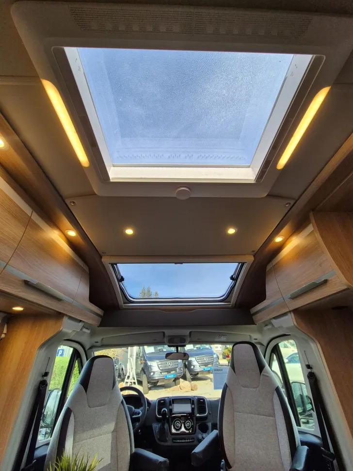 Fahrzeugbild Knaus SKY TI 700 MEG -IC Line- #33