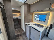 Fahrzeugbild Carado T457 pro+ *LED*Bettumbau* #10