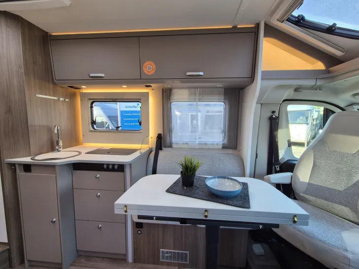 Fahrzeugbild Carado T457 pro+ *LED*Bettumbau* #19