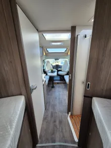 Fahrzeugbild Carado T457 pro+ *LED*Bettumbau* #32